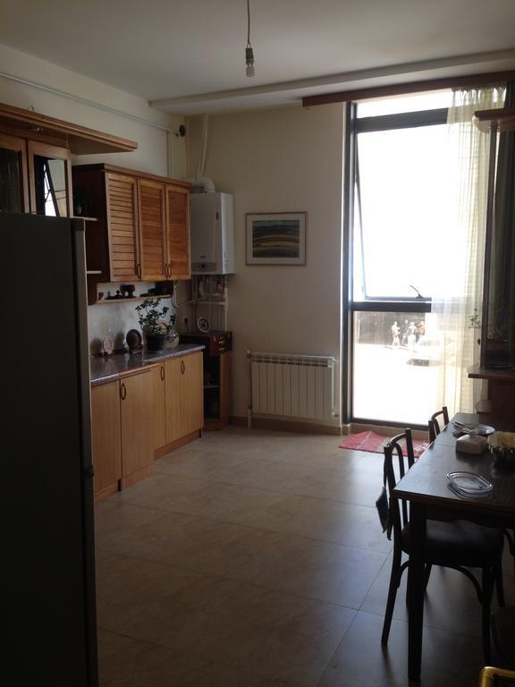 יירבאן Art Guesthouse מראה חיצוני תמונה