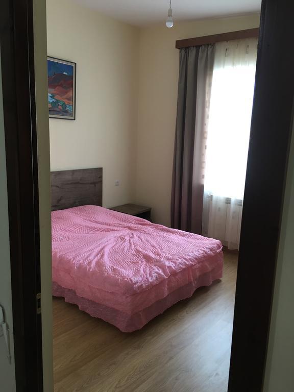 יירבאן Art Guesthouse מראה חיצוני תמונה